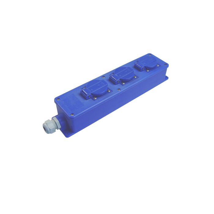 Watertight Distribution Socket with covers for 3-plugs without Cable
