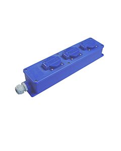Watertight Distribution Socket with covers for 3-plugs without Cable